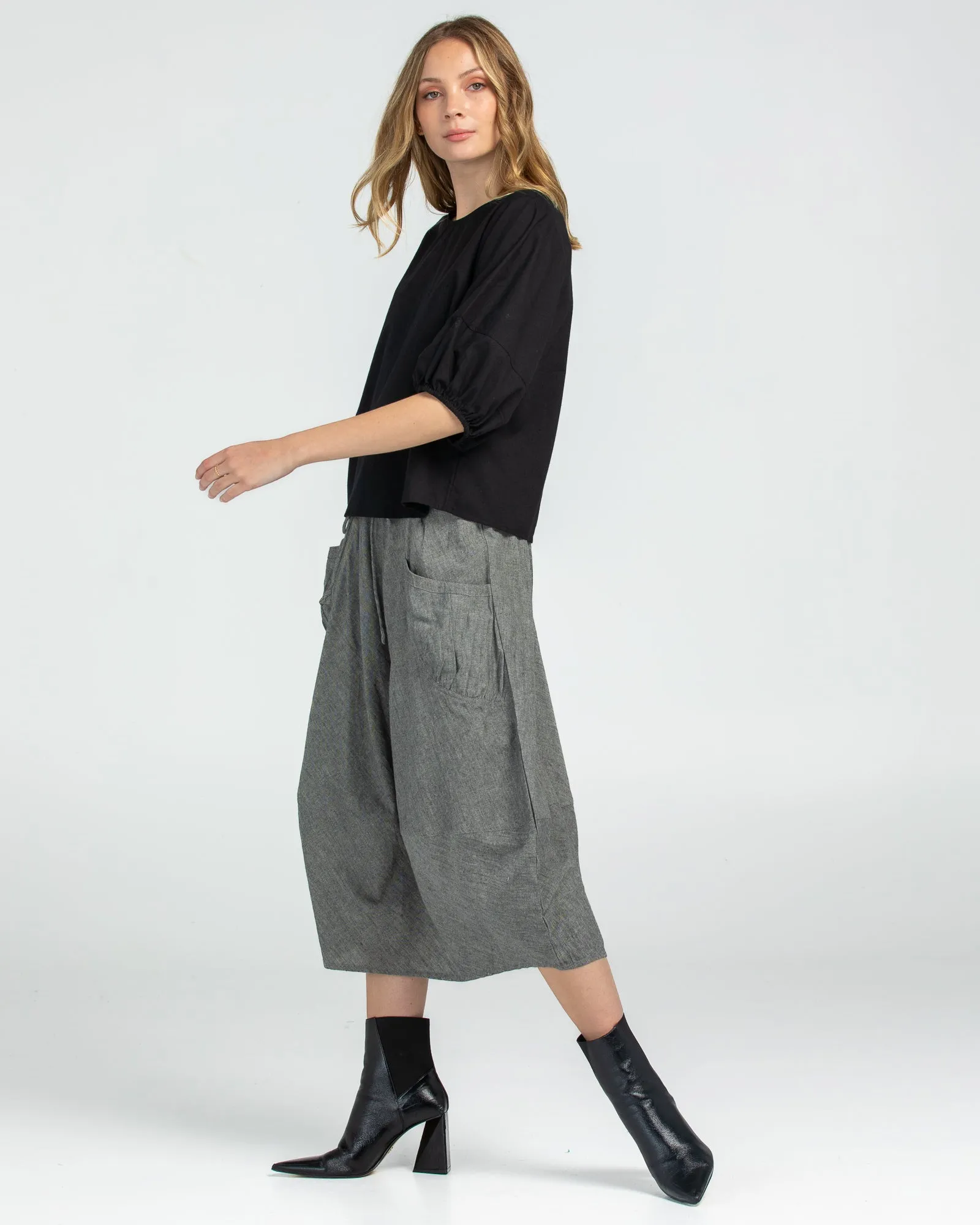 Black Chambray Winter Skirt - Guru Style