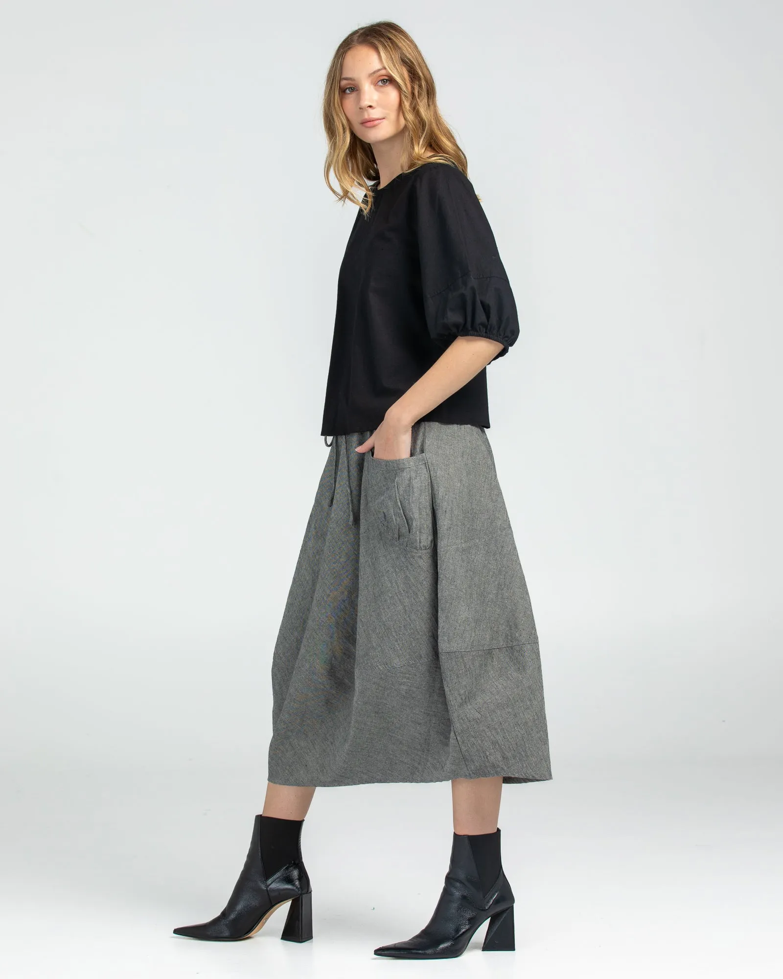 Black Chambray Winter Skirt - Guru Style