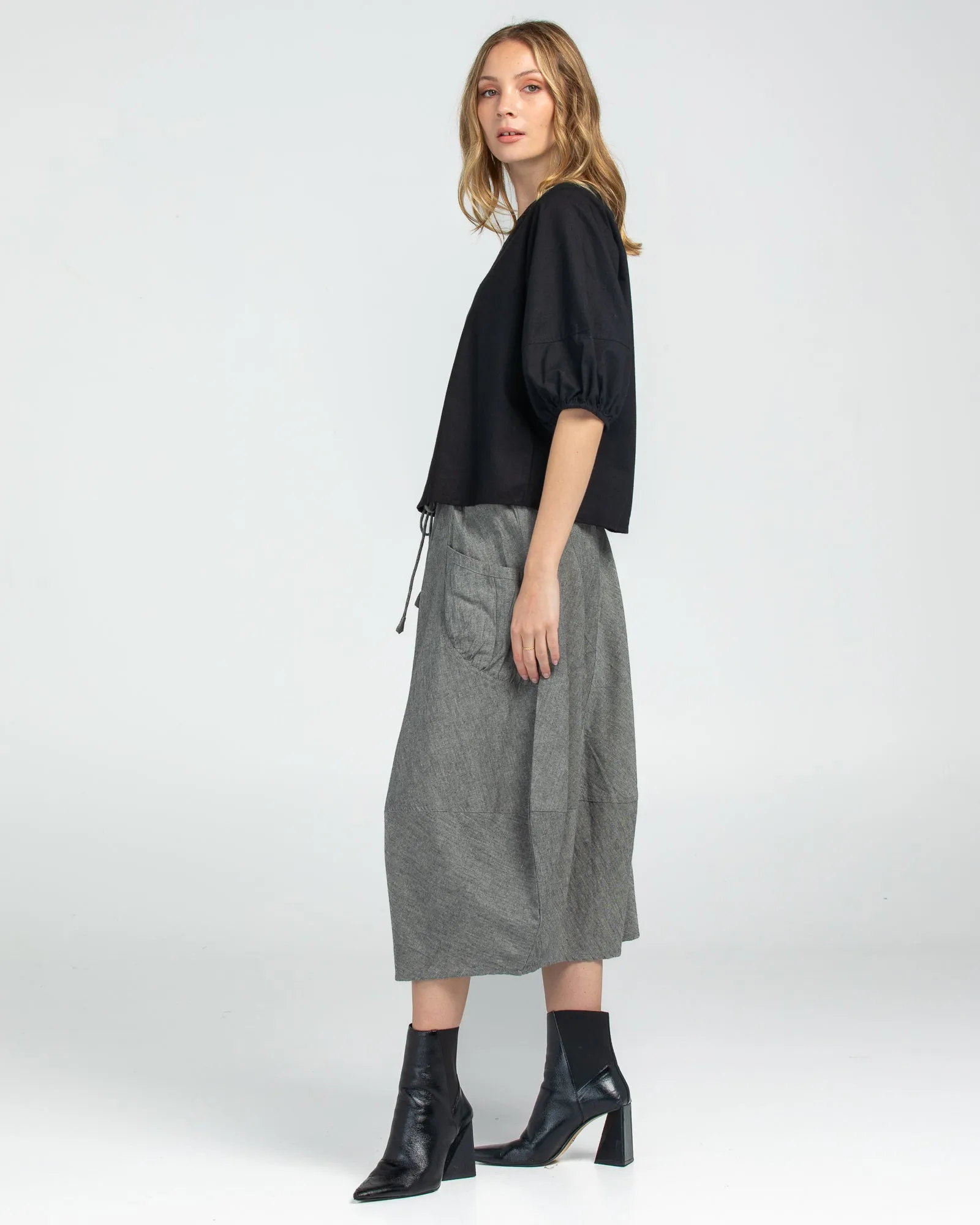 Black Chambray Winter Skirt - Guru Style