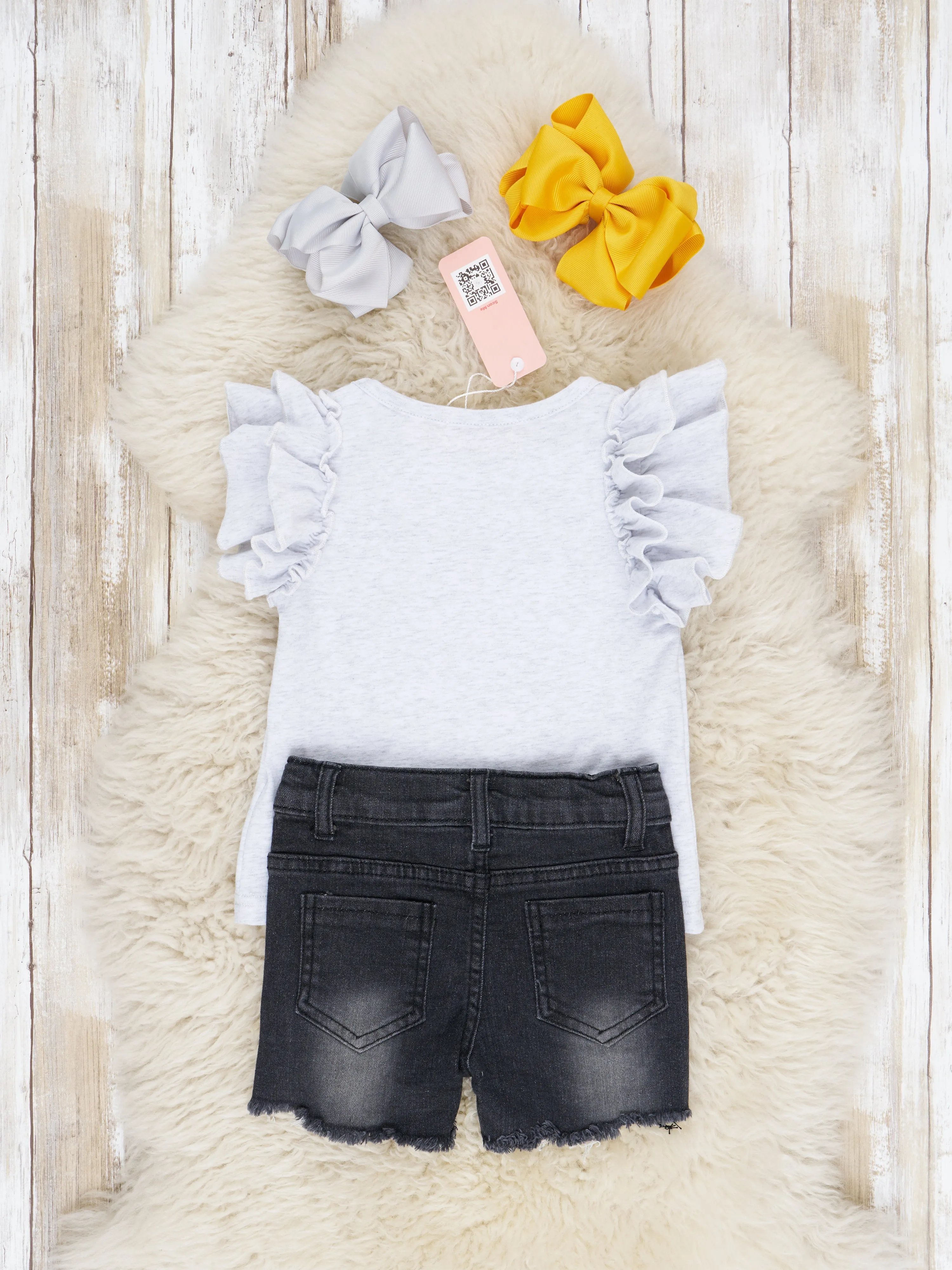 "Kind" Bee Ruffle Top & Denim Shorts Outfit