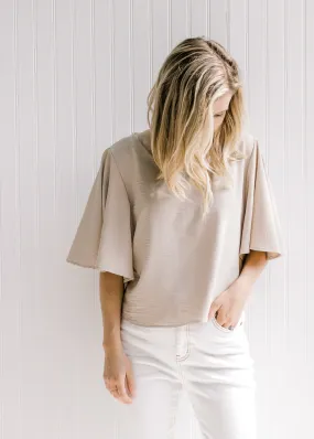 X Flattering Flowy Slightly Cropped  Top in Taupe